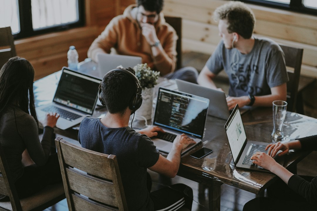 How to Improve Software Development Efficiency with Agile Practices