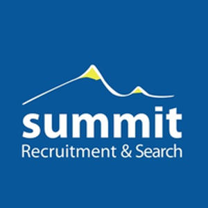 Summit Recruitment &amp; Search logo