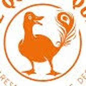 The Quirky Quill logo